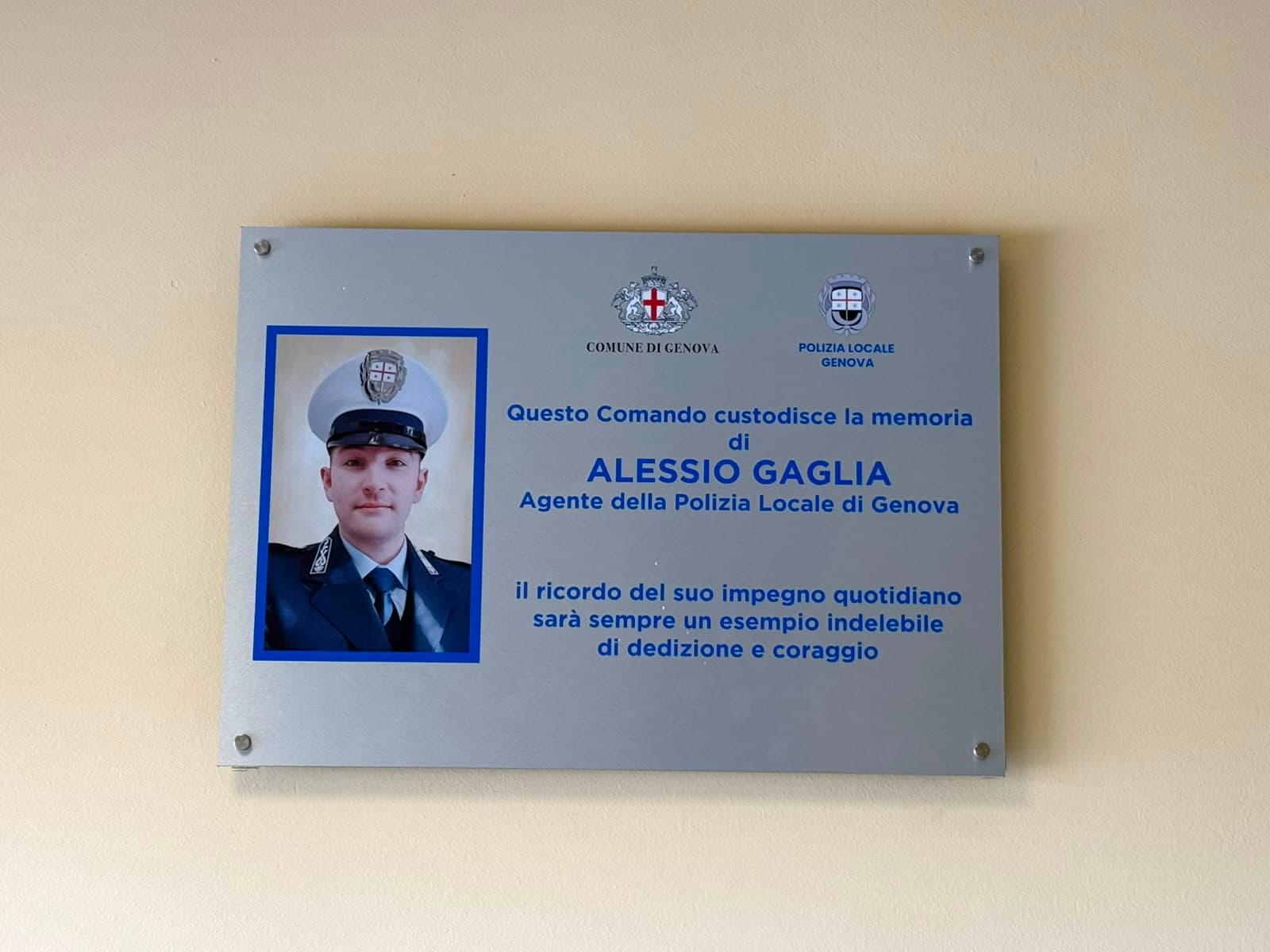 Una targa per Alessio Gaglia a un anno dalla scomparsa: “Il ricordo del suo impegno e della nostra gratitudine”