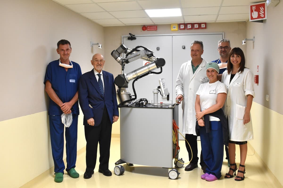 Al San Martino un nuovo esoscopio robotizzato: tecnologia d'avanguardia per la chirurgia otorinolaringoiatrica