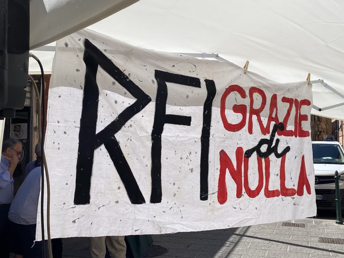 Certosa, una camminata contro i disagi dei cantieri: "Verificheremo la sicurezza delle strade"