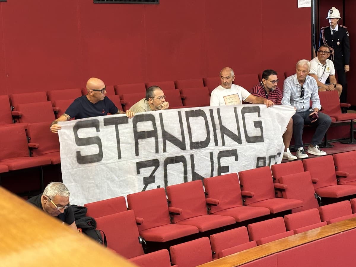 Riqualificazione Ferraris, i tifosi genoani chiedono la 'standing zone' per recuperare capienza