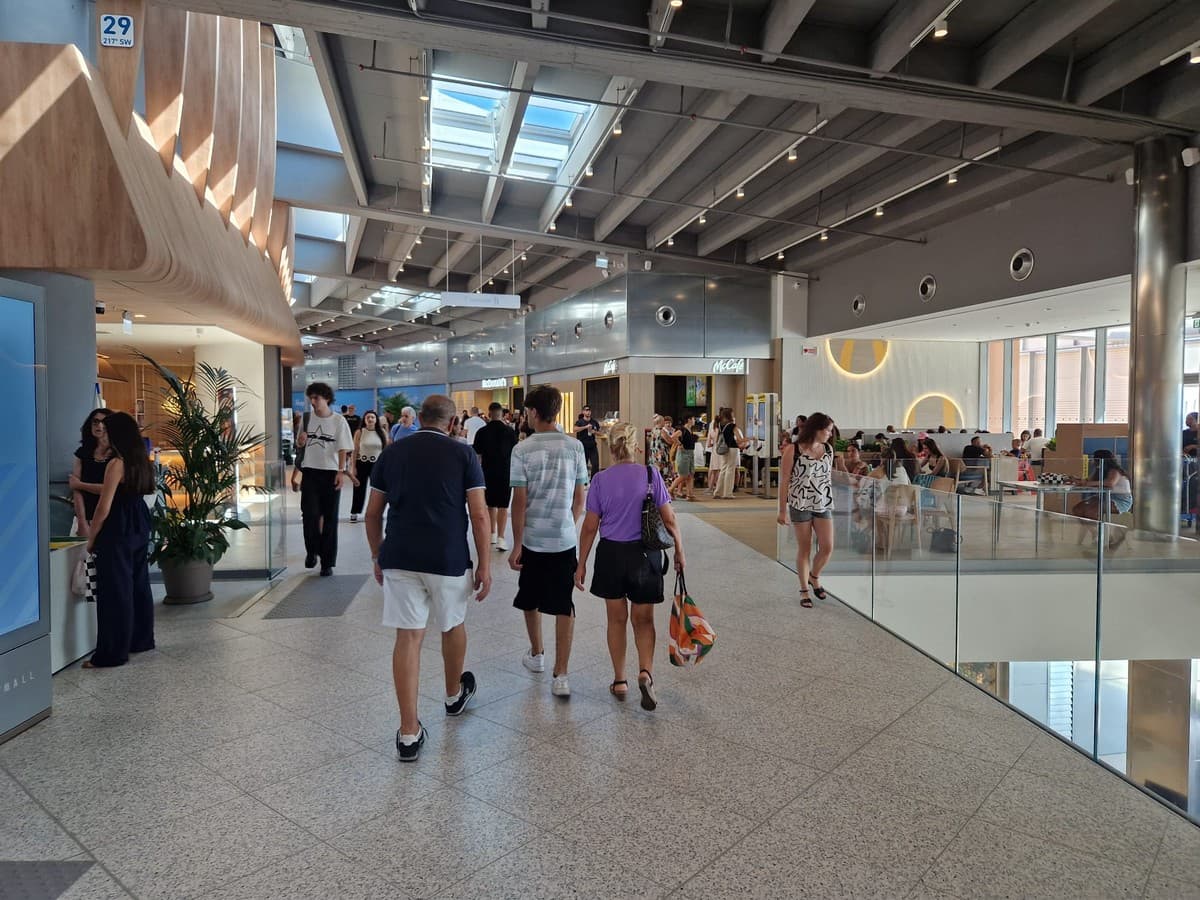 Waterfront Mall, la palestra in arrivo la prossima primavera. E ci saranno anche i negozi di Genoa e Sampdoria