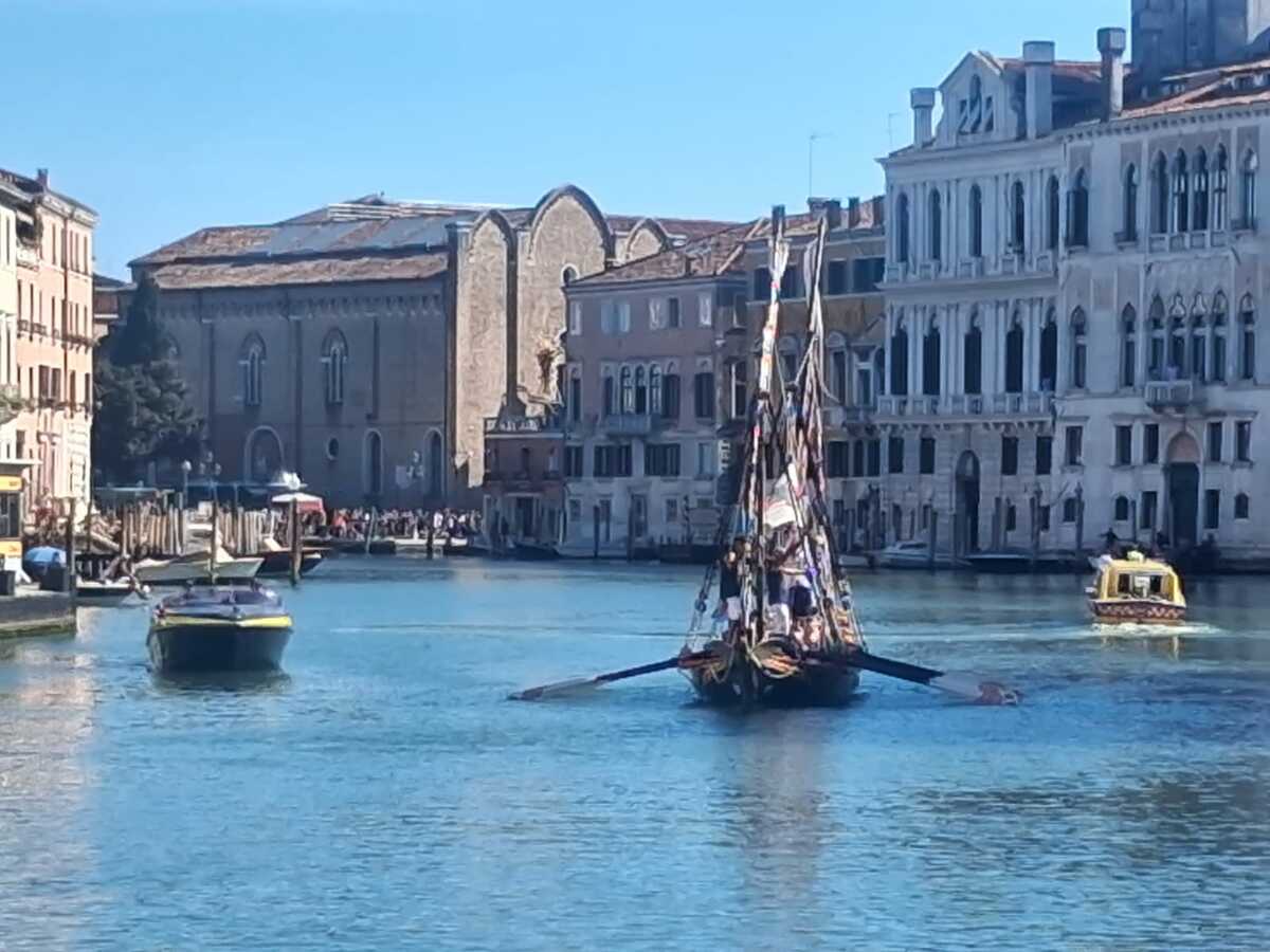 Il Dragun torna a Venezia e rinnova la pace tra Genova e la Serenissima
