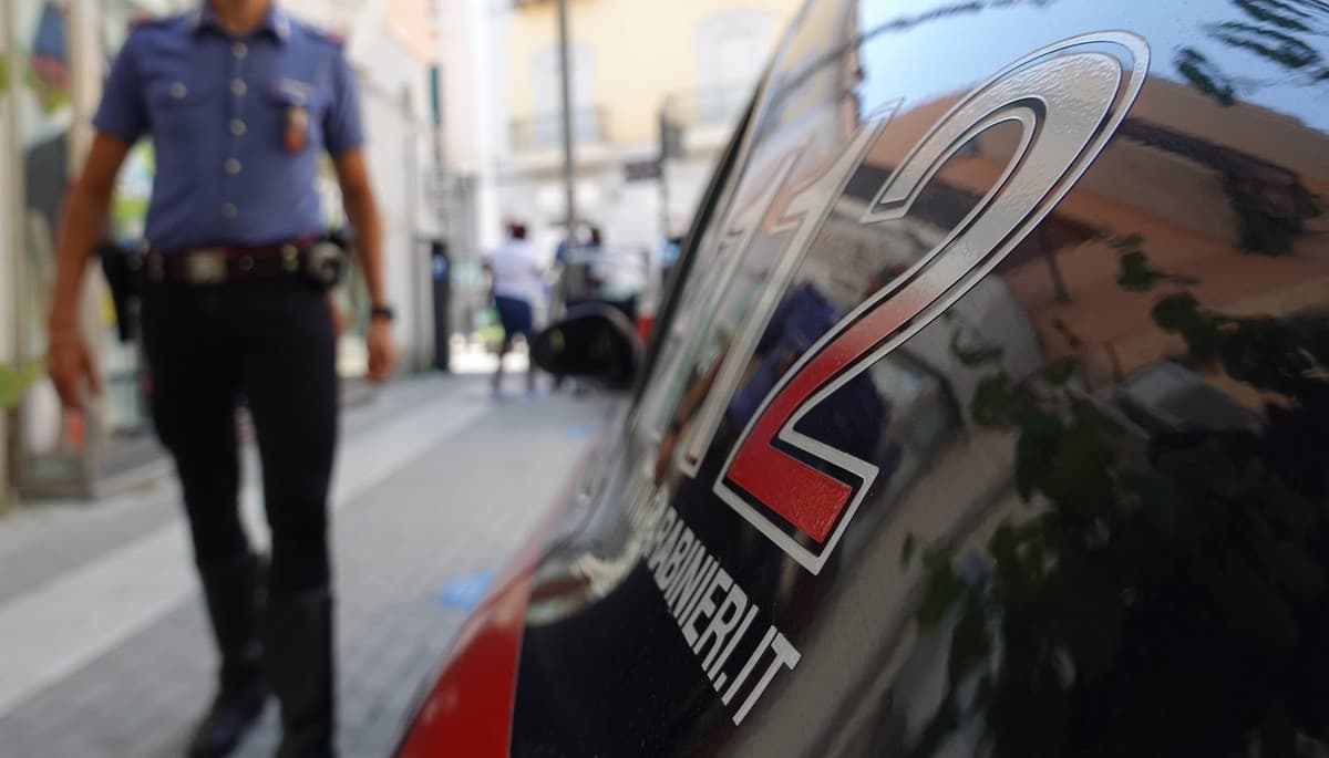 Santa Margherita Ligure, scippano una turista sul bus: arrestate due donne