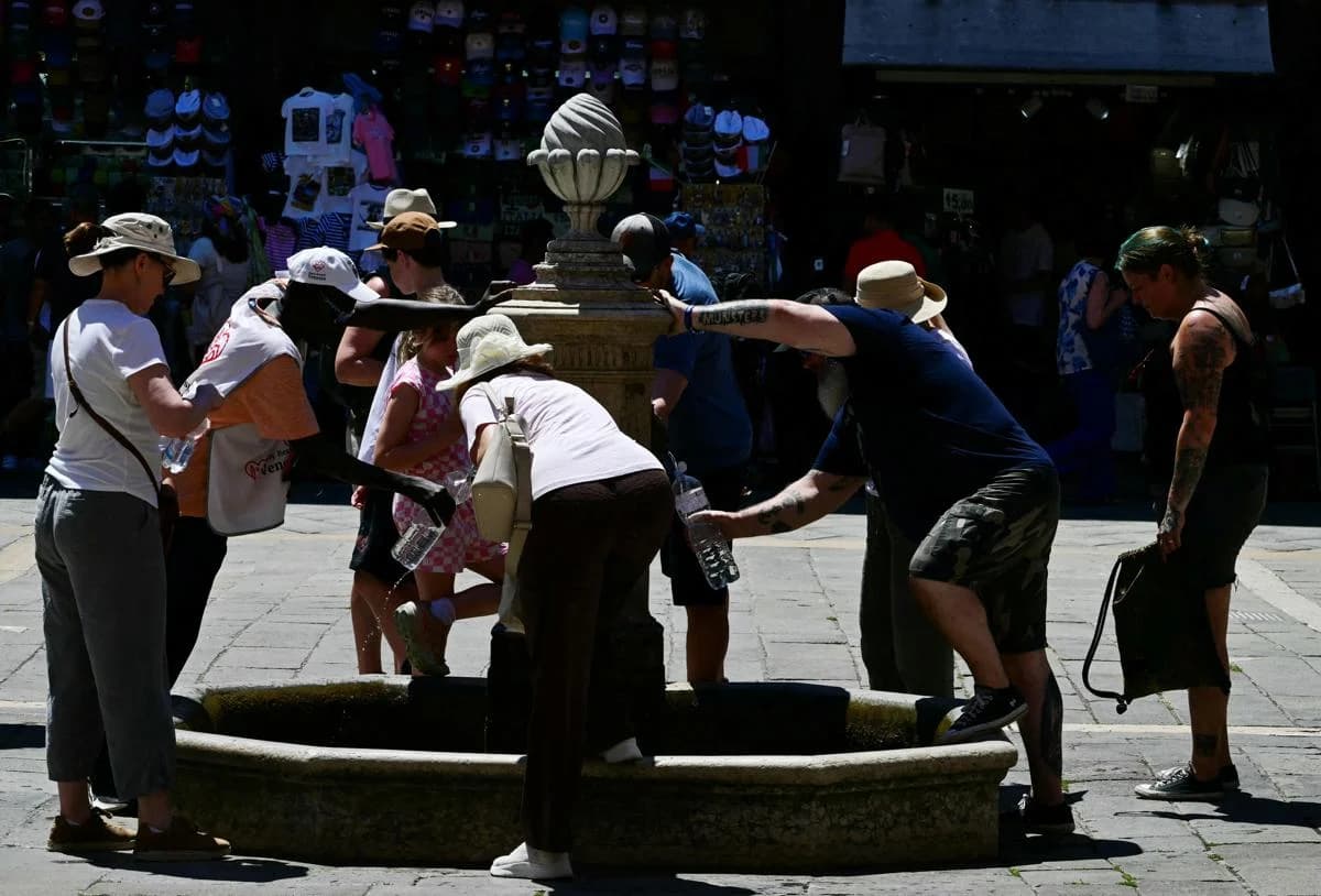 Caldo estremo, pausa prevista per Ferragosto. Allerta rossa in 7 città