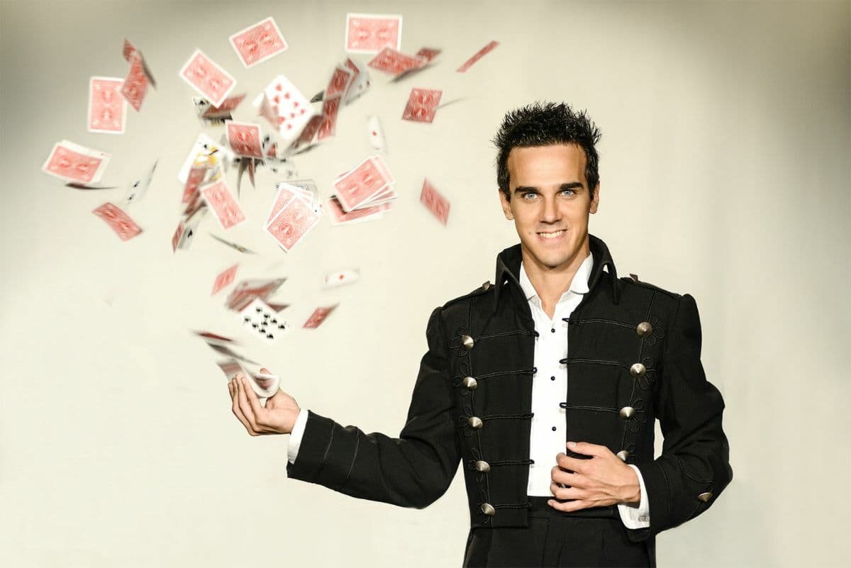 A Sanremo il one man show di Luca Bono, L’Illusionista, diretto da Arturo Brachetti