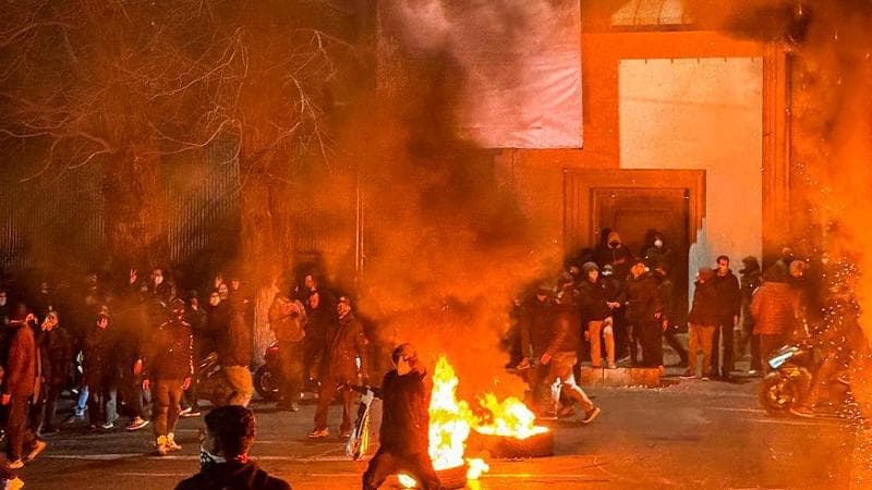 Iran, fino a 30 mila manifestanti uccisi in due giorni secondo fonti interne