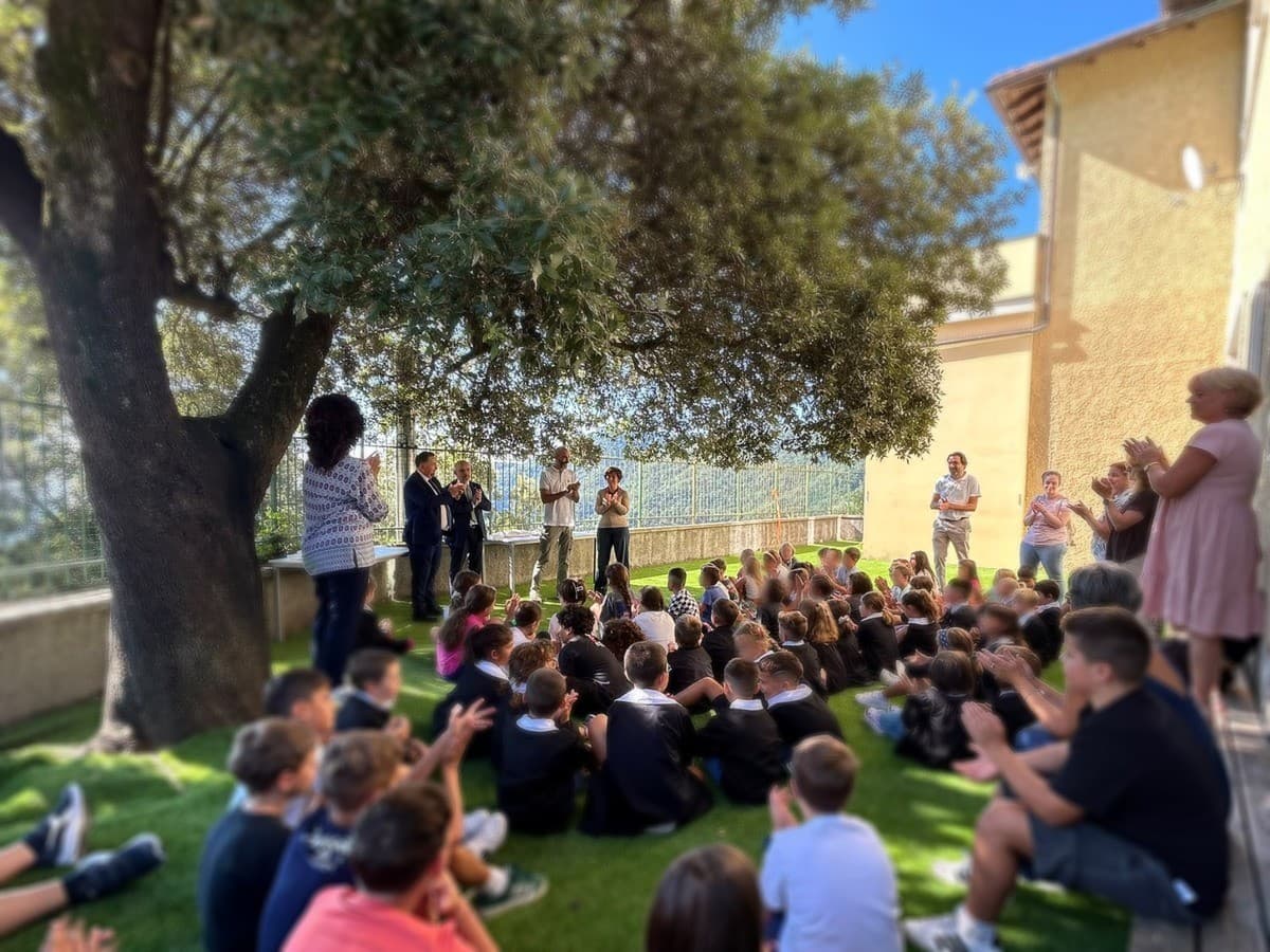 Leivi, inaugurato nel primo giorno di scuola il nuovo giardino della Primaria Leivi Crocetta