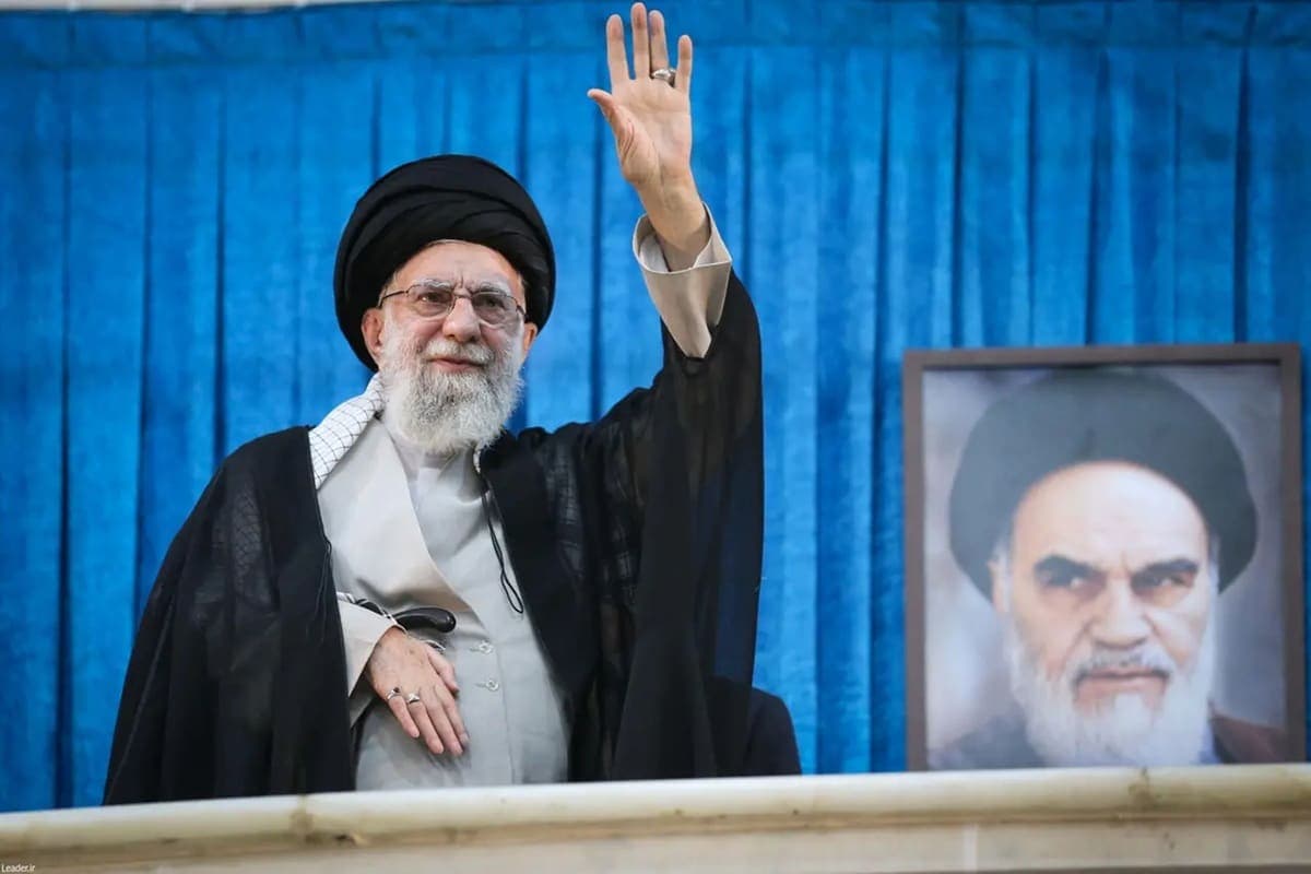 La guida suprema, gli ayatollah e i pasdaran, il sistema di potere in Iran e le ripercussioni della morte di Khamenei