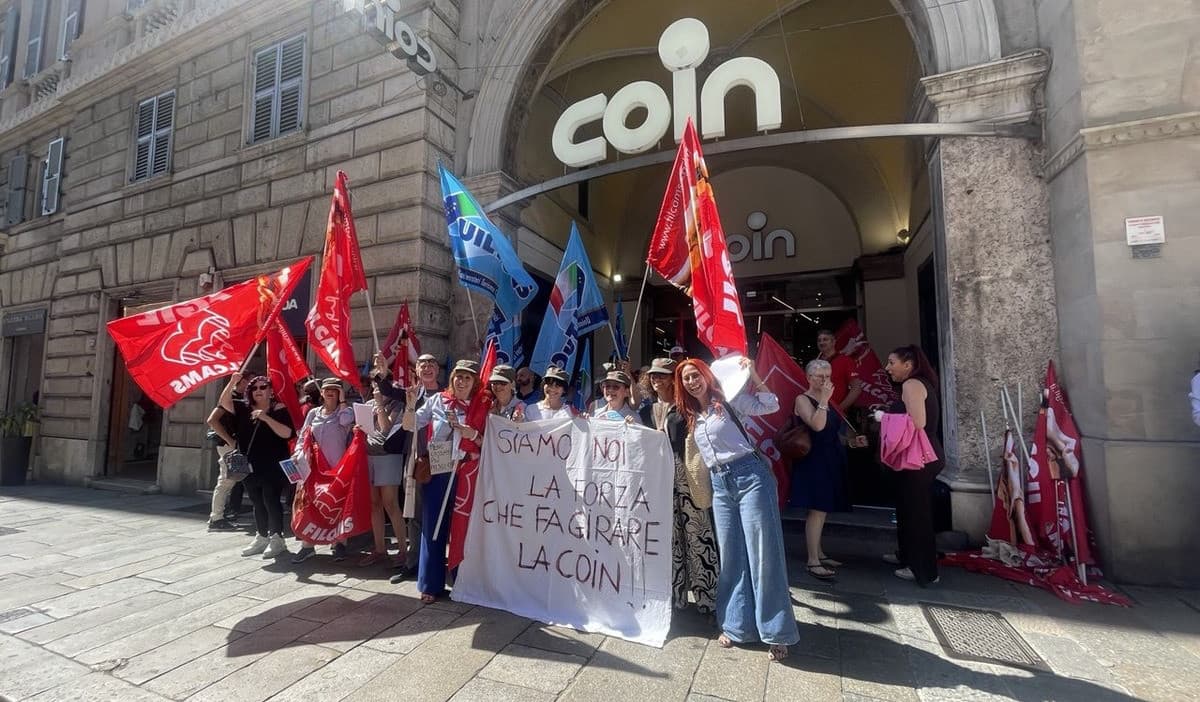 Vertenza Coin, i sindacati incontrano il Comune di Genova: "Serve chiarezza sul futuro dei lavoratori"