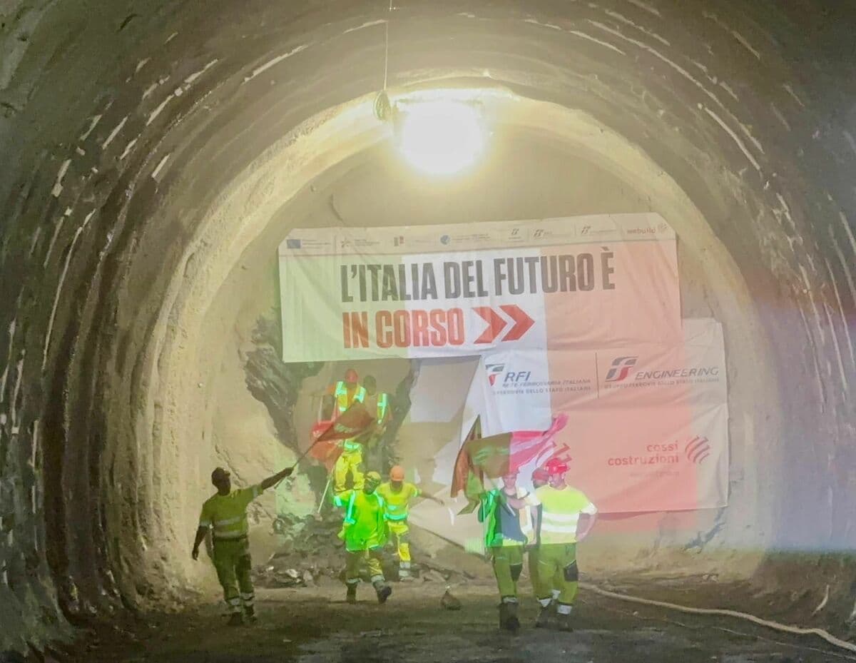 Terzo Valico: completata la galleria Polcevera, Rixi conferma il rispetto dei tempi