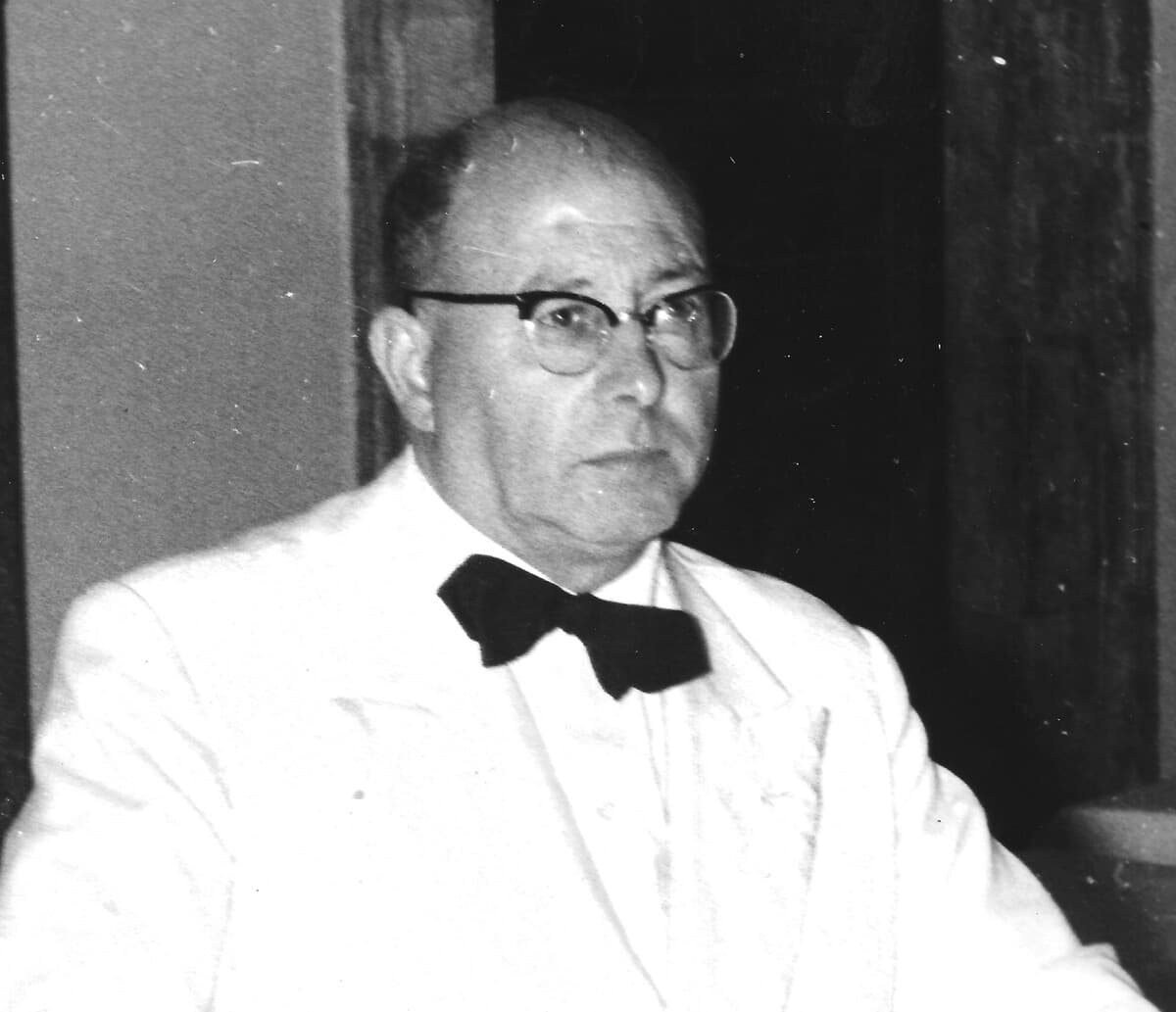 Sestri Levante riscopre Pilade Queirolo: una mostra nell'atrio del Comune racconta il protagonista degli anni d’oro della città