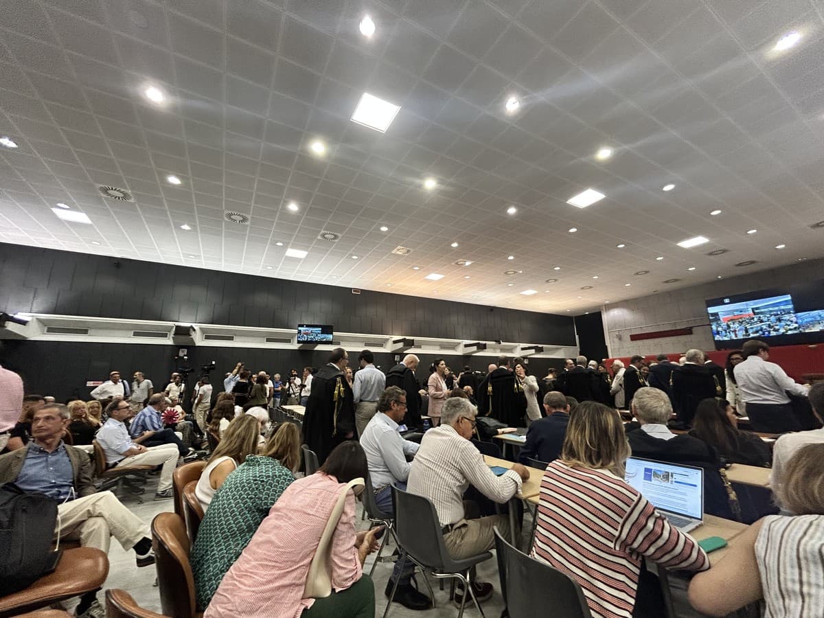 Ponte Morandi, la difesa di Castellucci: “Condannato senza colpa, è stato scelto un capro espiatorio”