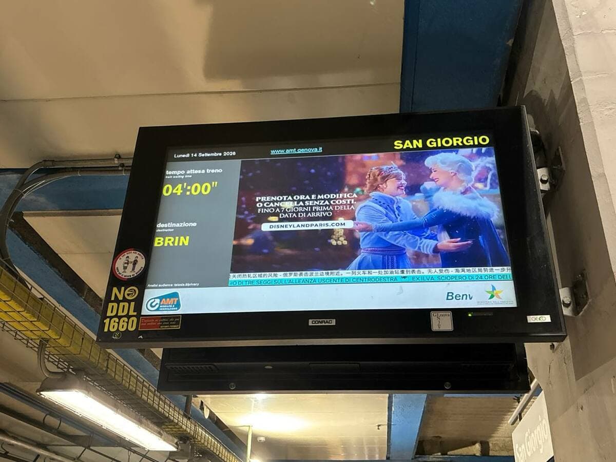 Amt, il nuovo orario parte tra ritardi e disagi: “Venti minuti per una metro, nessuna informazione”