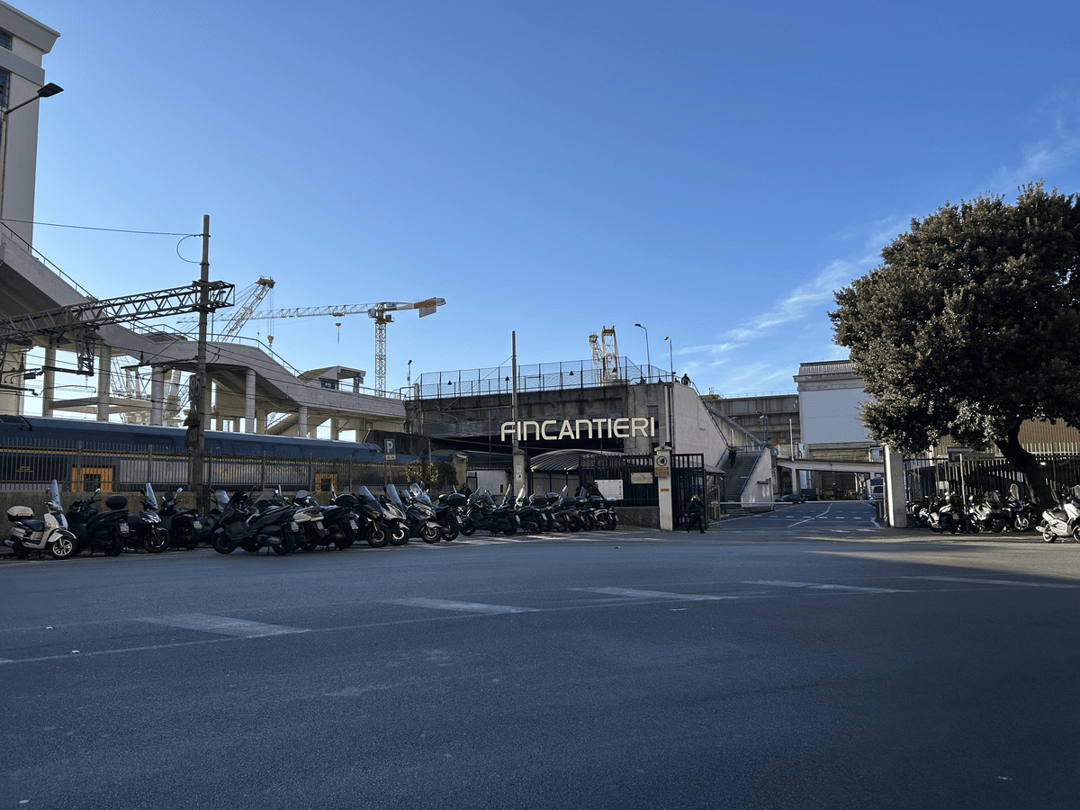 Fincantieri, accordo con i sindacati su nuove tecnologie e intelligenza artificiale: “Nessun controllo a distanza sui lavoratori”
