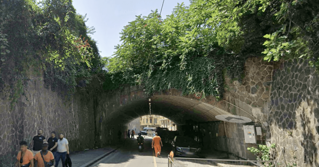 Campasso, chiuso il voltino: ed è subito caos
