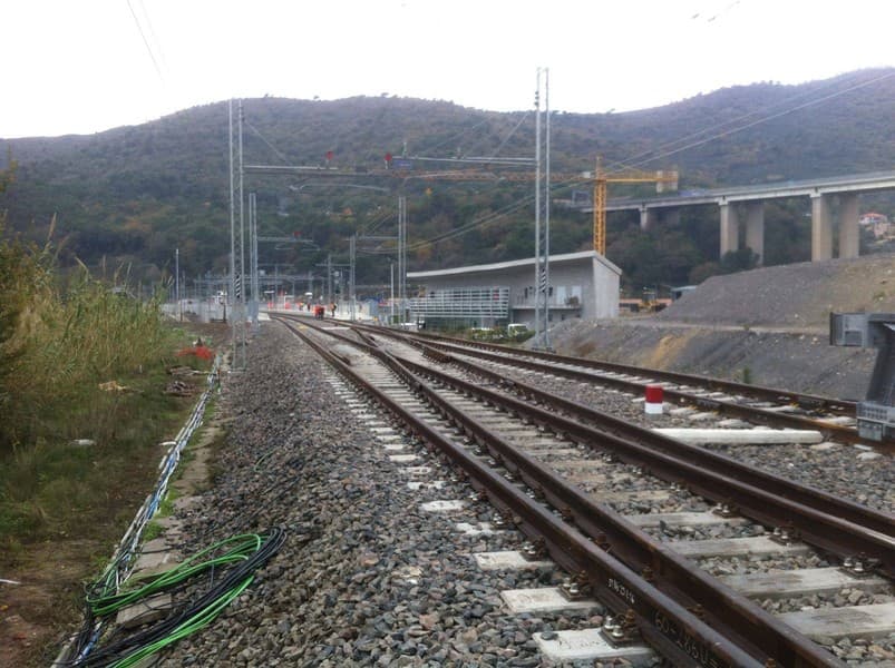 Ferrovia Genova-Casella: finiti i lavori, da sabato riparte il servizio misto treno e bus