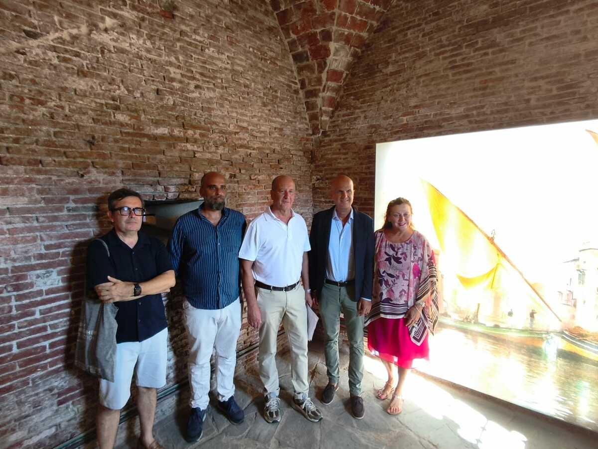 Rapallo, l'Antico Castello sul Mare diventa interattivo: inaugurati il nuovo percorso multimediale e una doppia mostra
