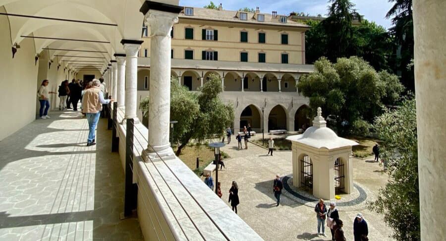 Viaggio nella storia della moda alla Certosa: sfilata in abiti d’epoca tra Cinquecento e Ottocento