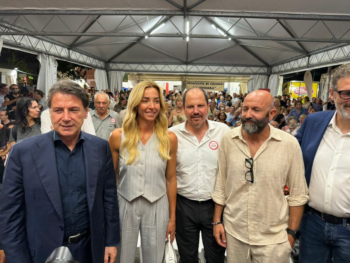 Festa dell'Unità, Conte attacca il Governo: "Zero riforme e italiani in difficoltà: Meloni vada a casa"