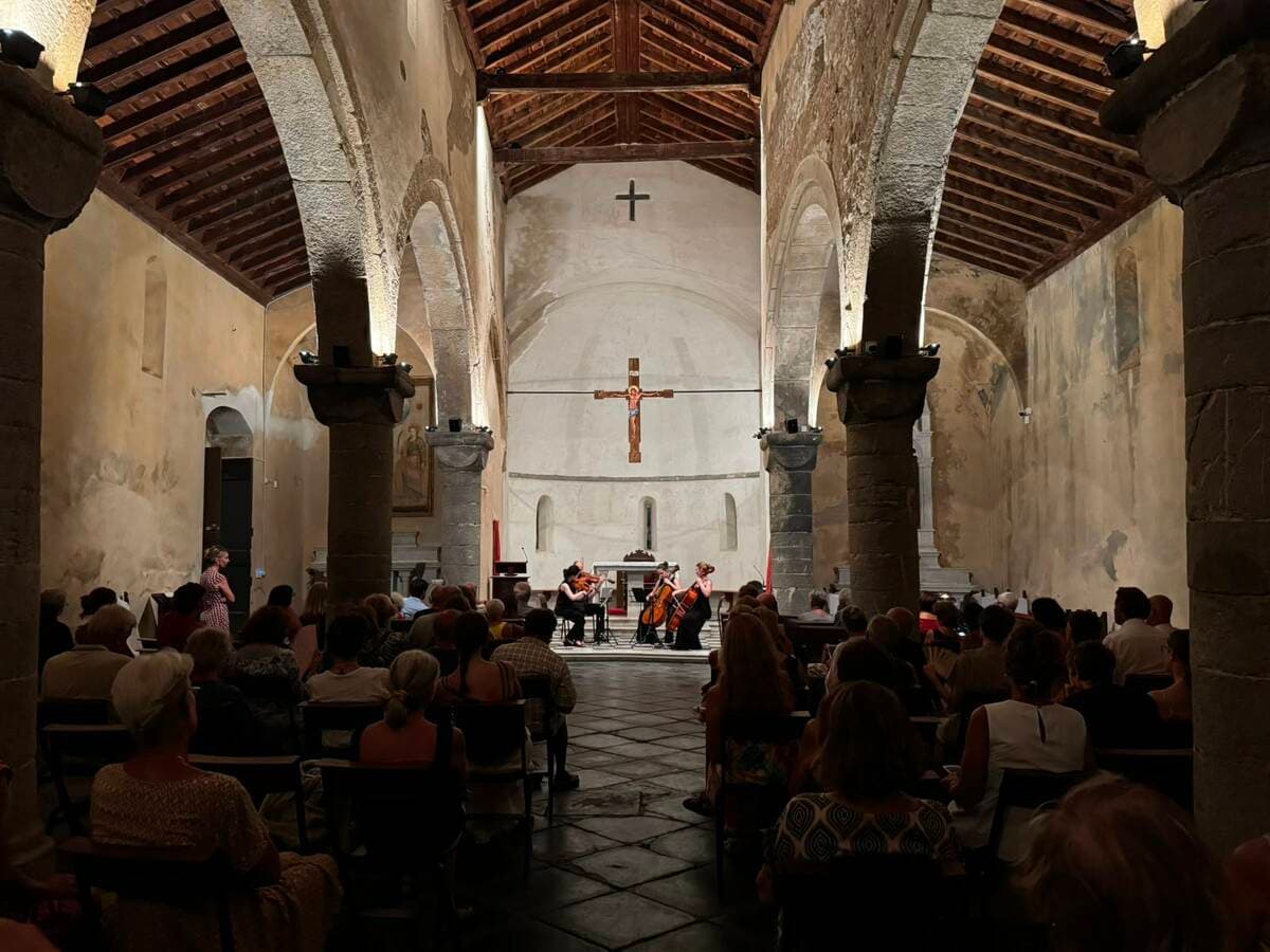 "Aria" fa il pieno di pubblico a San Nicolò: aperto il click day per il suggestivo concerto all'alba ai Ruderi di San Caterina