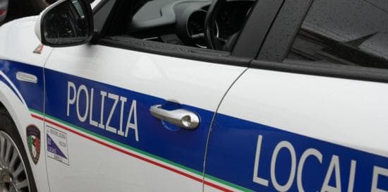 Spaccia crack in pieno giorno alla Darsena: 31enne finisce in carcere