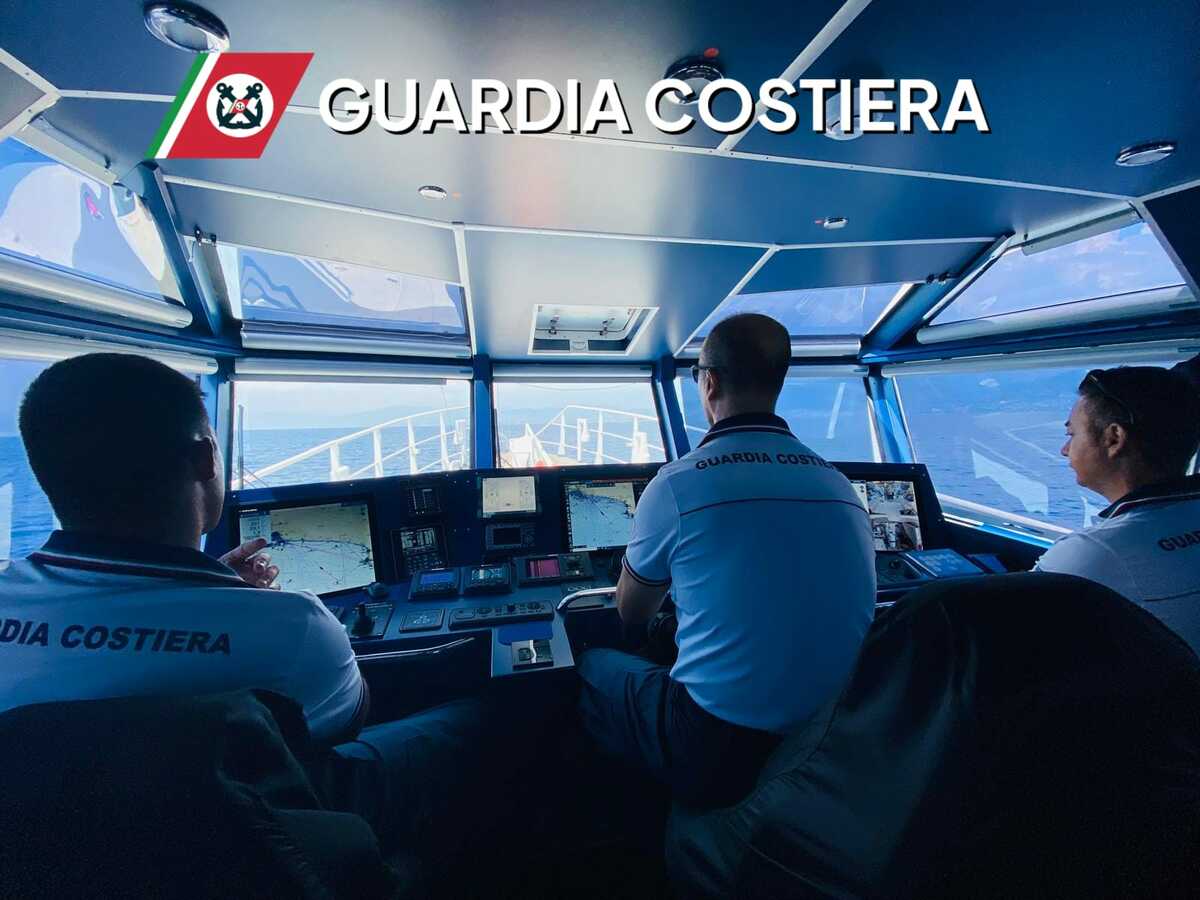 Bomba di profondità della Seconda Guerra Mondiale fatta brillare al largo di Punta Chiappa