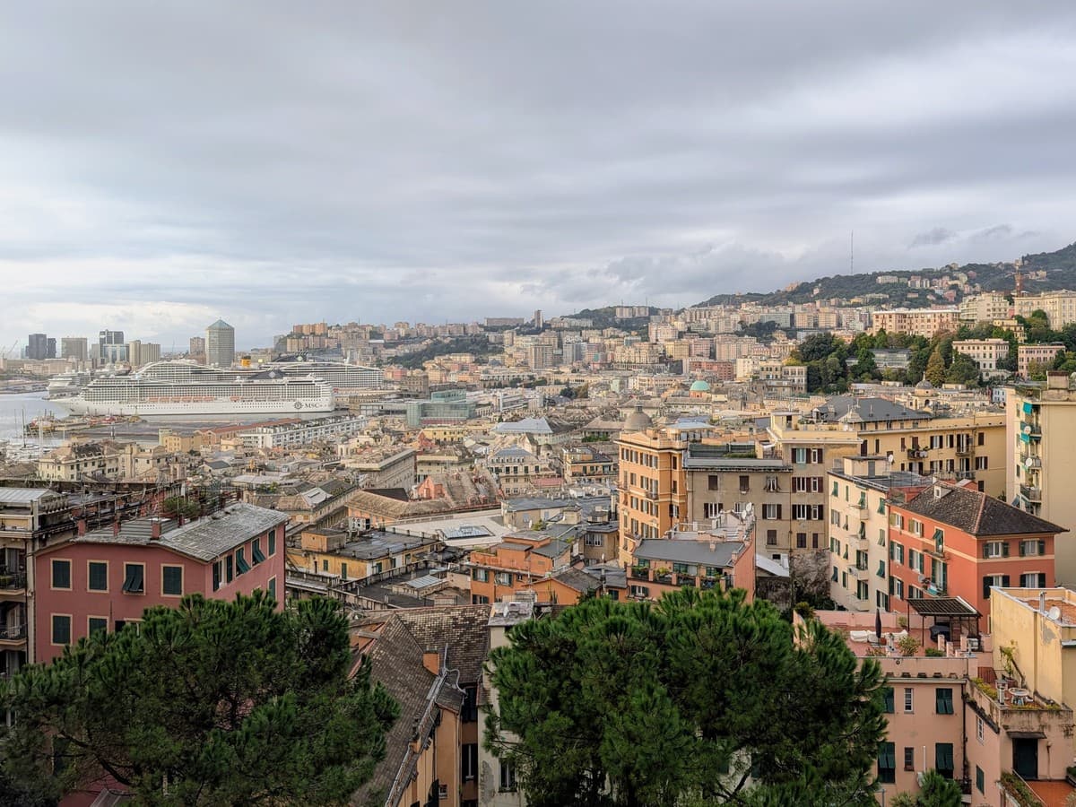Centro storico, i residenti del Ghetto: “Estranei agli episodi di violenza contro i volontari”