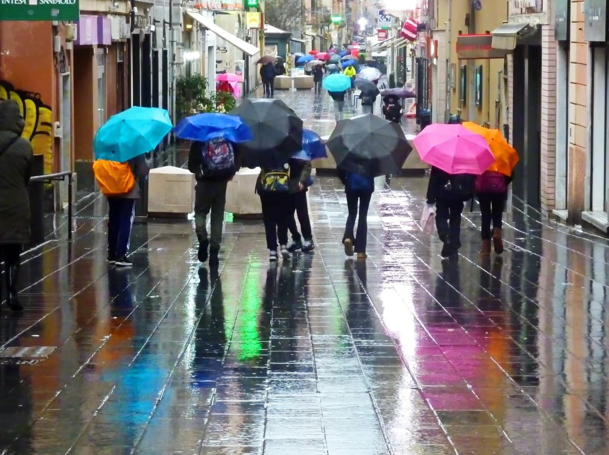 Maltempo in Liguria, Arpal prolunga l’allerta gialla sino alle 19 di oggi 