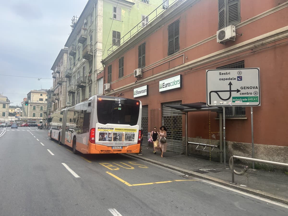 Amt, il centrodestra attacca Salis: “Due milioni di propaganda, mentre si taglia almeno il 10% del servizio: è caos trasporti" 