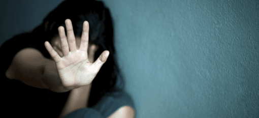 Sestri Ponente, picchiava la moglie: allontanato da casa dopo la denuncia della figlia 17enne