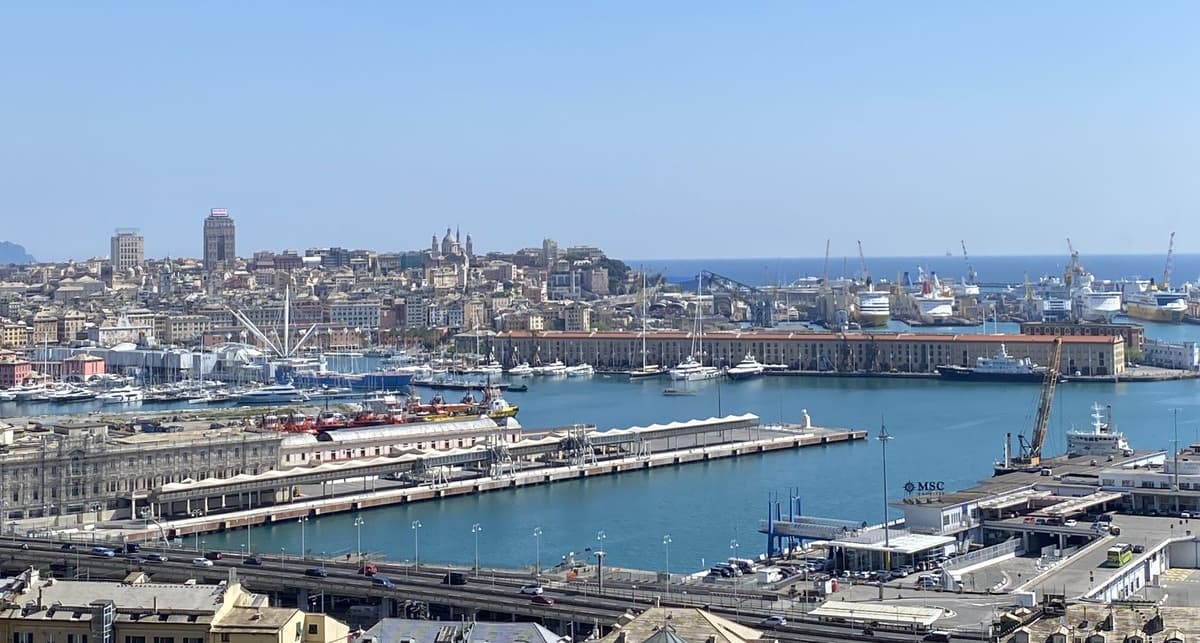 Ambiente, accordo sull'idrogeno. L'assessore Ripamonti: "Rafforza il percorso della Regione per porti più sostenibili"