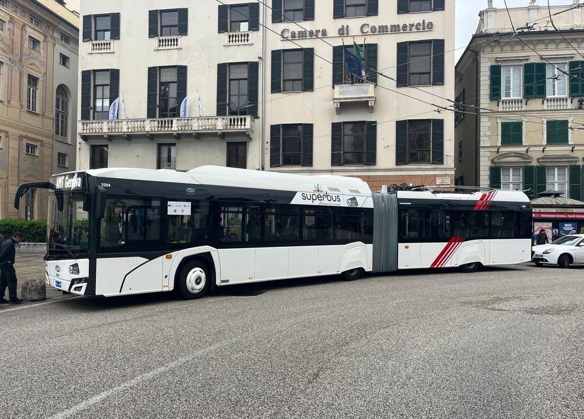 Amt, sulla linea 20 debuttano i nuovi filobus