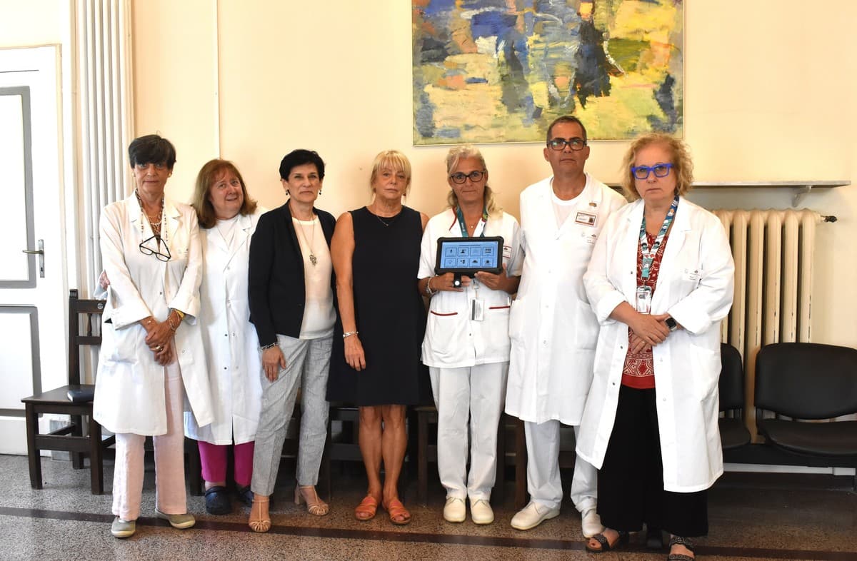 San Martino, donato un dispositivo che consente ai pazienti della Terapia Intensiva post-operatoria di comunicare