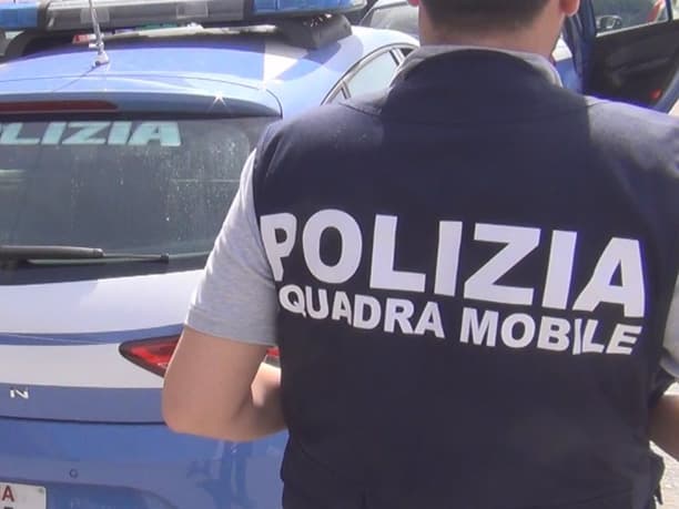 Aggressione a bastonate in via del Lagaccio: 35enne ferito, indaga la Squadra Mobile