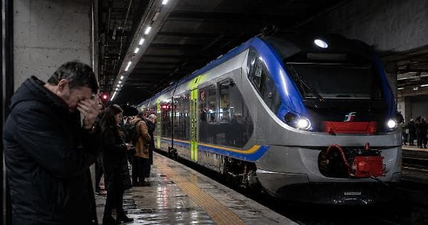 Treni cancellati e penali limitate: Torino Post accende i riflettori sul sistema ferroviario piemontese