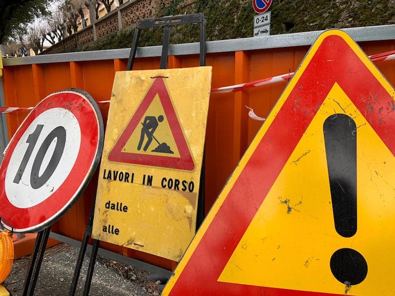 I cantieri e modifiche alla viabilità nel territorio comunale: tutti i divieti e le strade interessate fino al 16 luglio