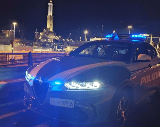 Pra', fermati dalla Polizia con oltre 70 grammi di hashish: denunciati due minori