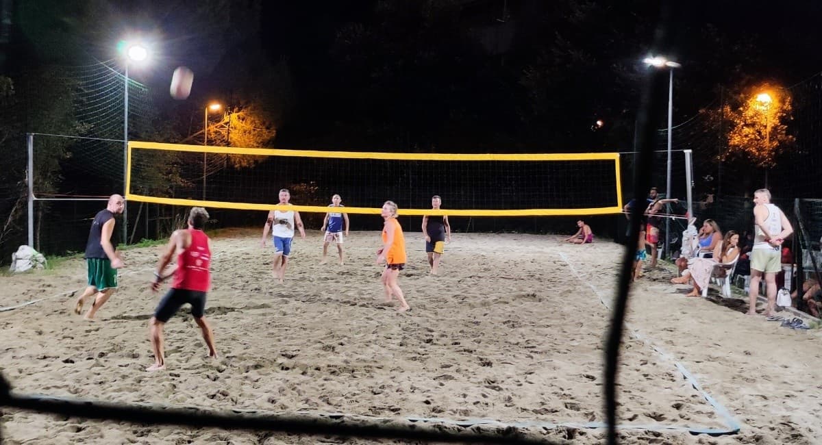 Cep, non ci sono risorse per ristrutturare le aree sportive del Palacep: una ferita aperta per l’unico baluardo del territorio