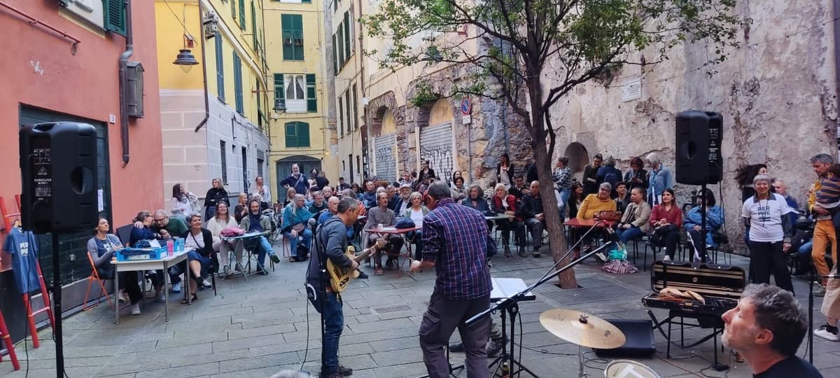 Prè si riprende la piazza: un mese per "spacciare" bellezza