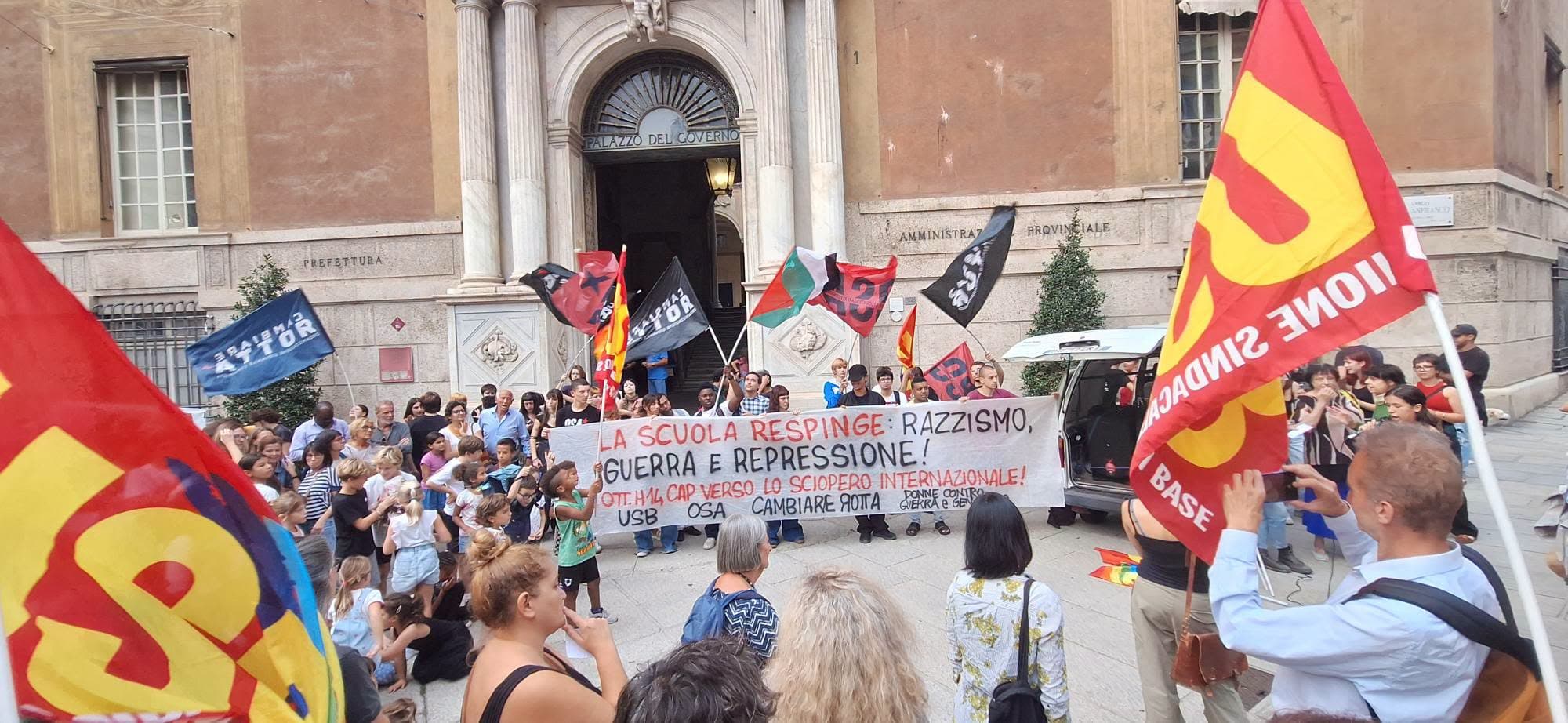 Caso Daneo, in 500 davanti alla Prefettura: la protesta rilancia verso lo sciopero internazionale