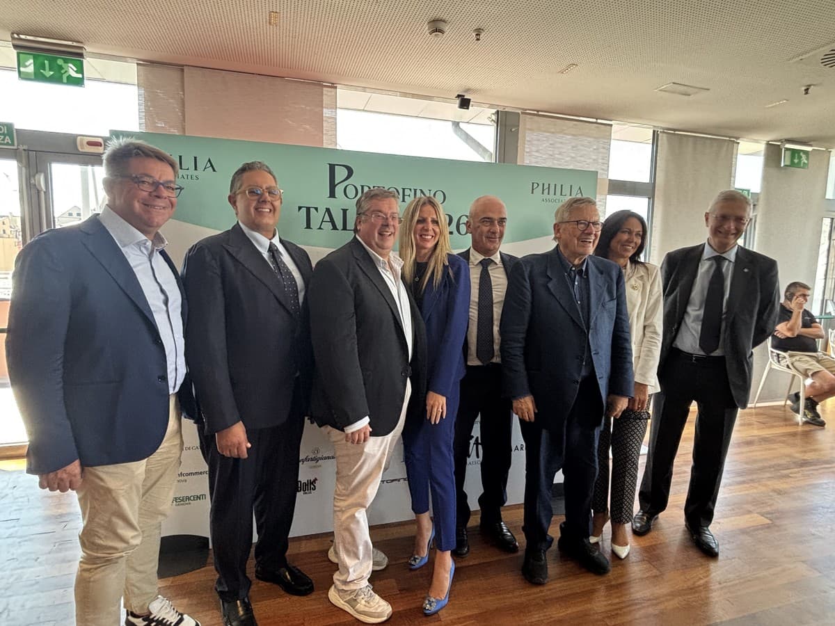 Portofino Talks, Giovanni Toti torna in pubblico dopo due anni per presentare l'evento in Piazzetta