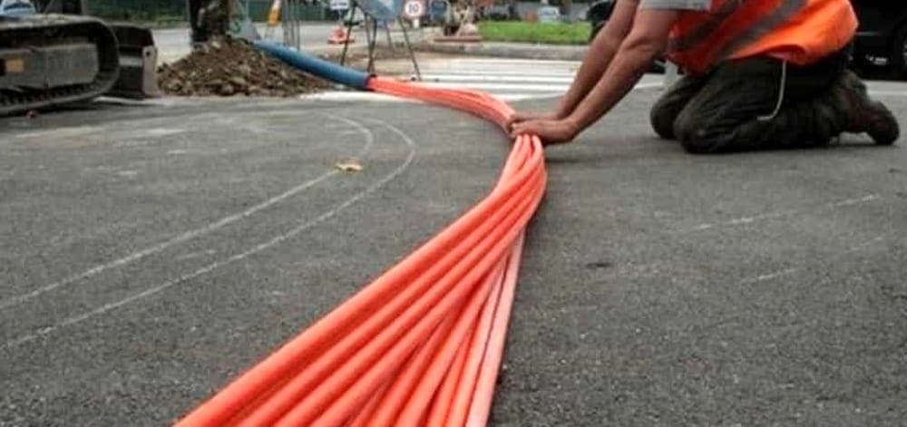 FiberCop presenta denuncia dopo l'incendio dei cavi in fibra ottica a in salita Vittorio Bersezio
