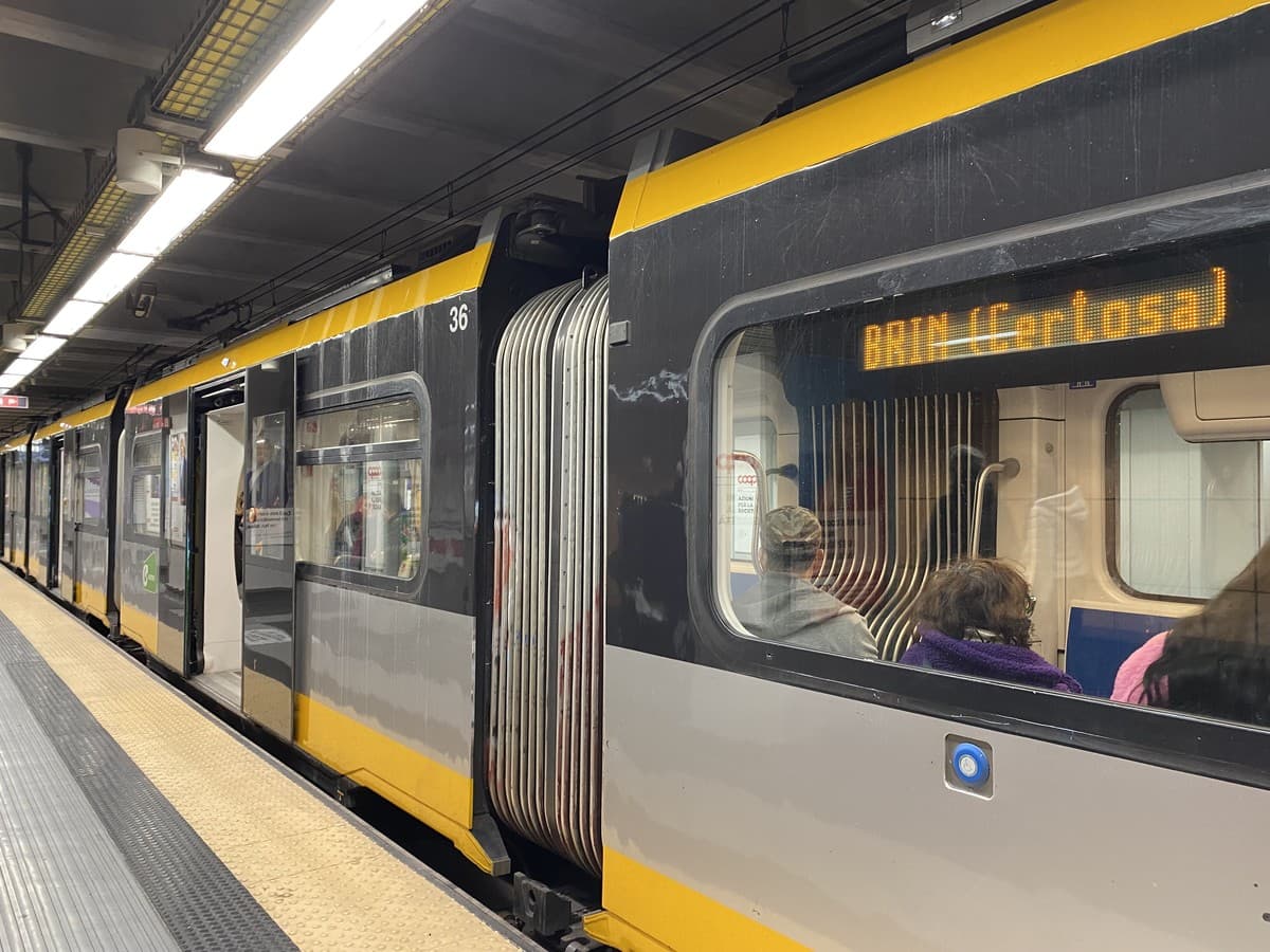 Allarme fumo in metropolitana, intervento dei vigili del fuoco tra Brin e Dinegro