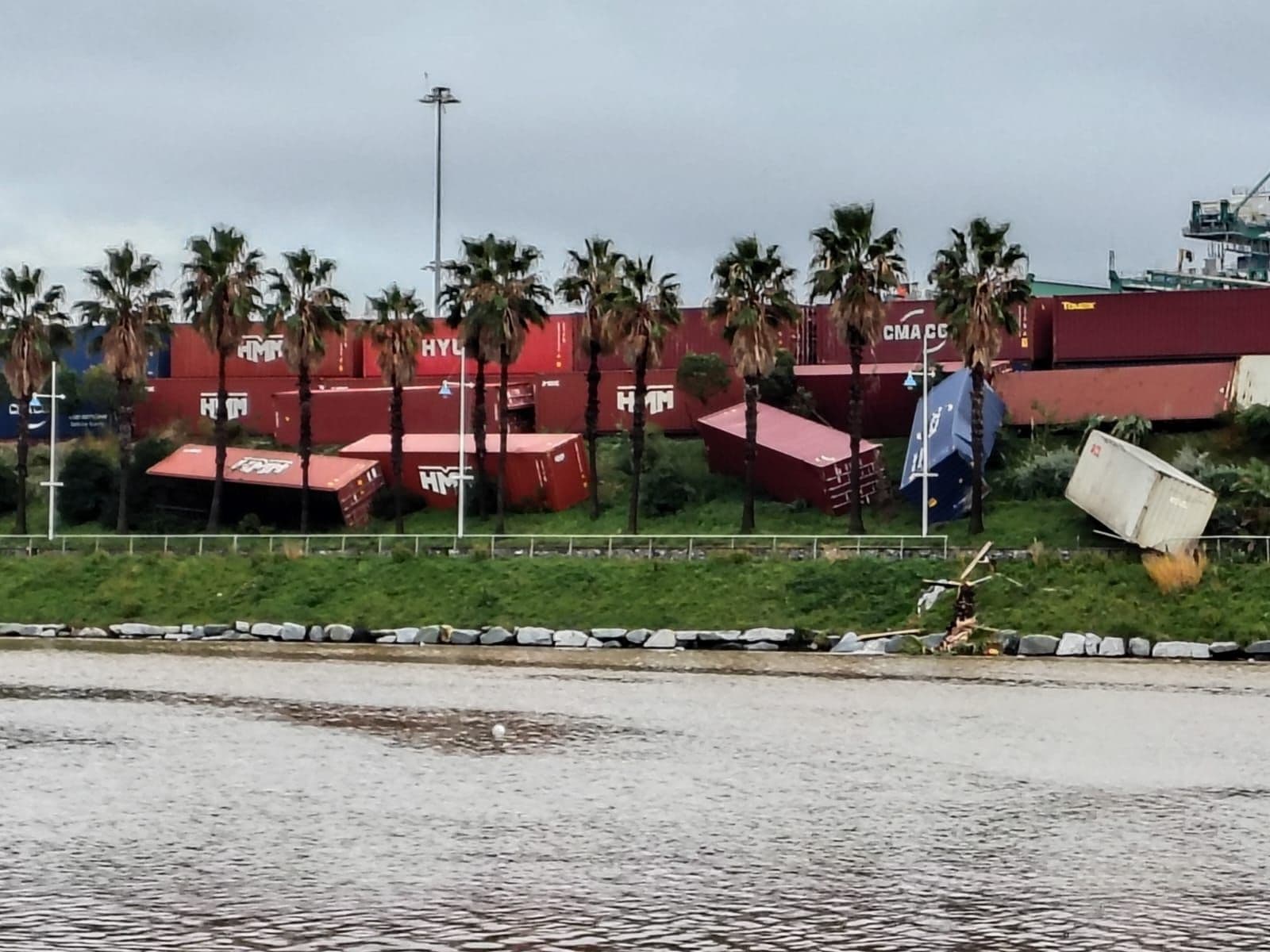 Riaperto il parco delle Dune di Pra' dopo la tromba marina, ma restano i nodi su collaudi mancanti e gestione 