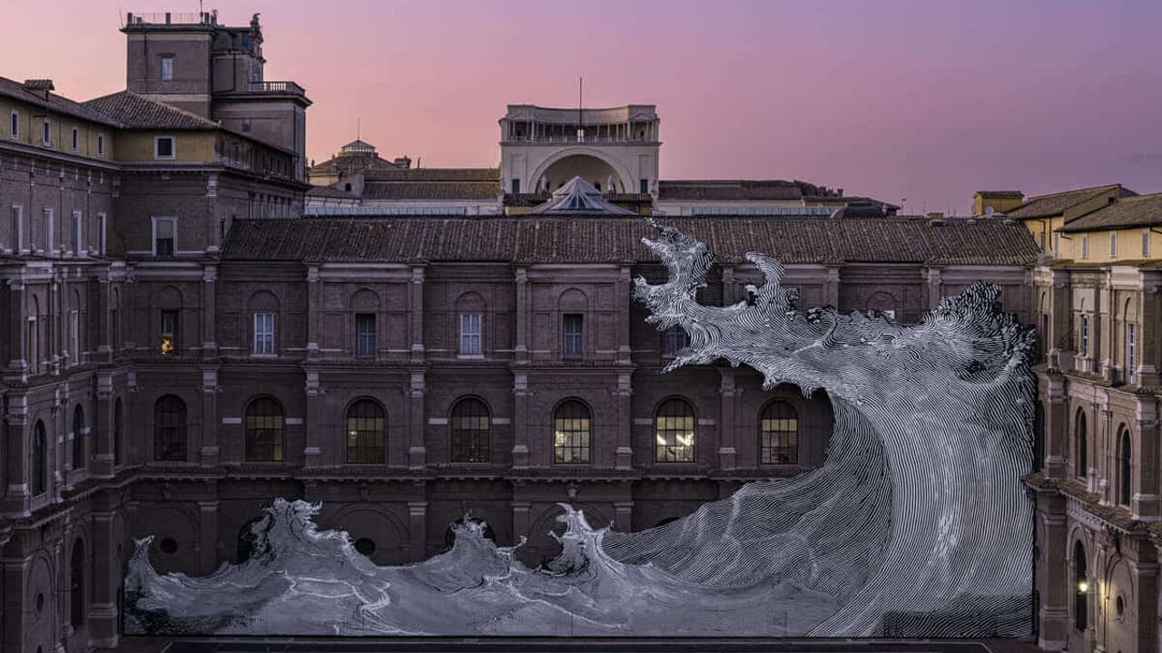 La Biblioteca Vaticana ospita l'arte contemporanea: l'installazione di JR tra i manoscritti papali
