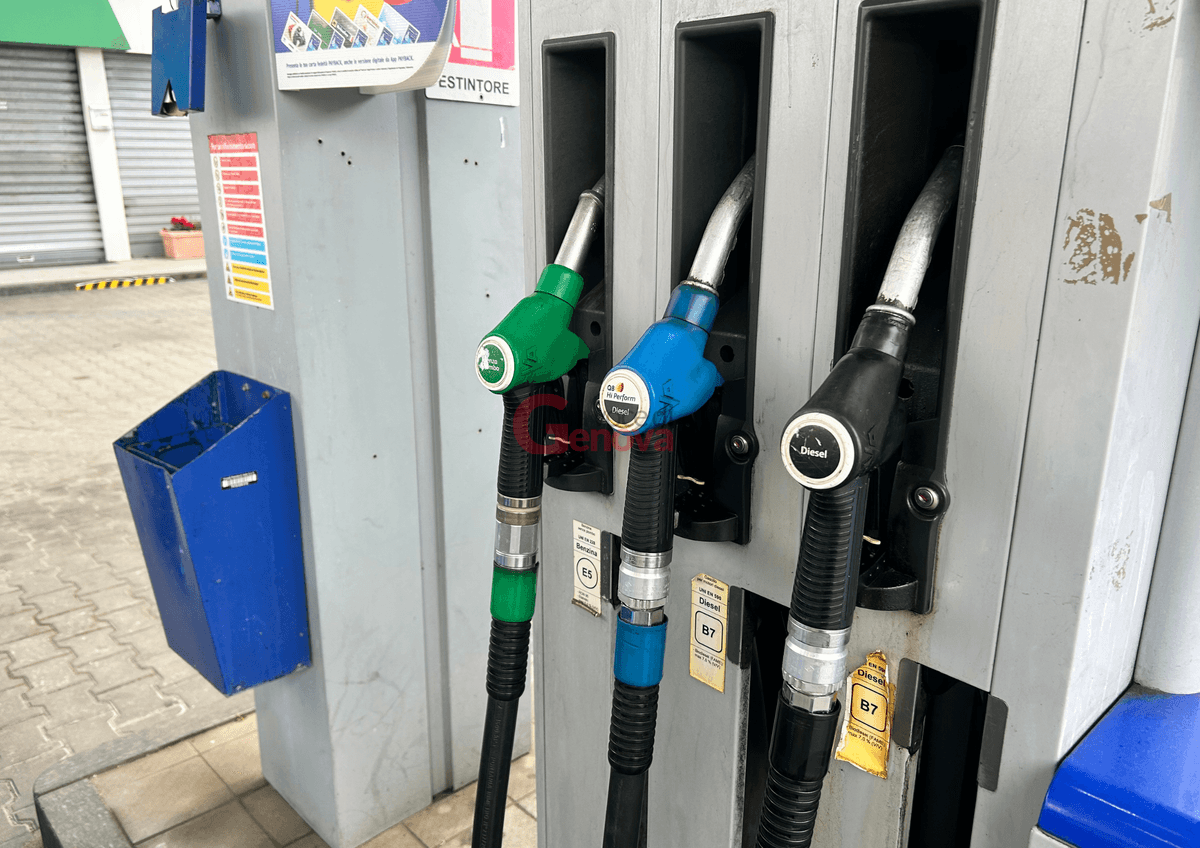 Caro carburanti, taglio delle accise sul gasolio prorogato al 25 agosto