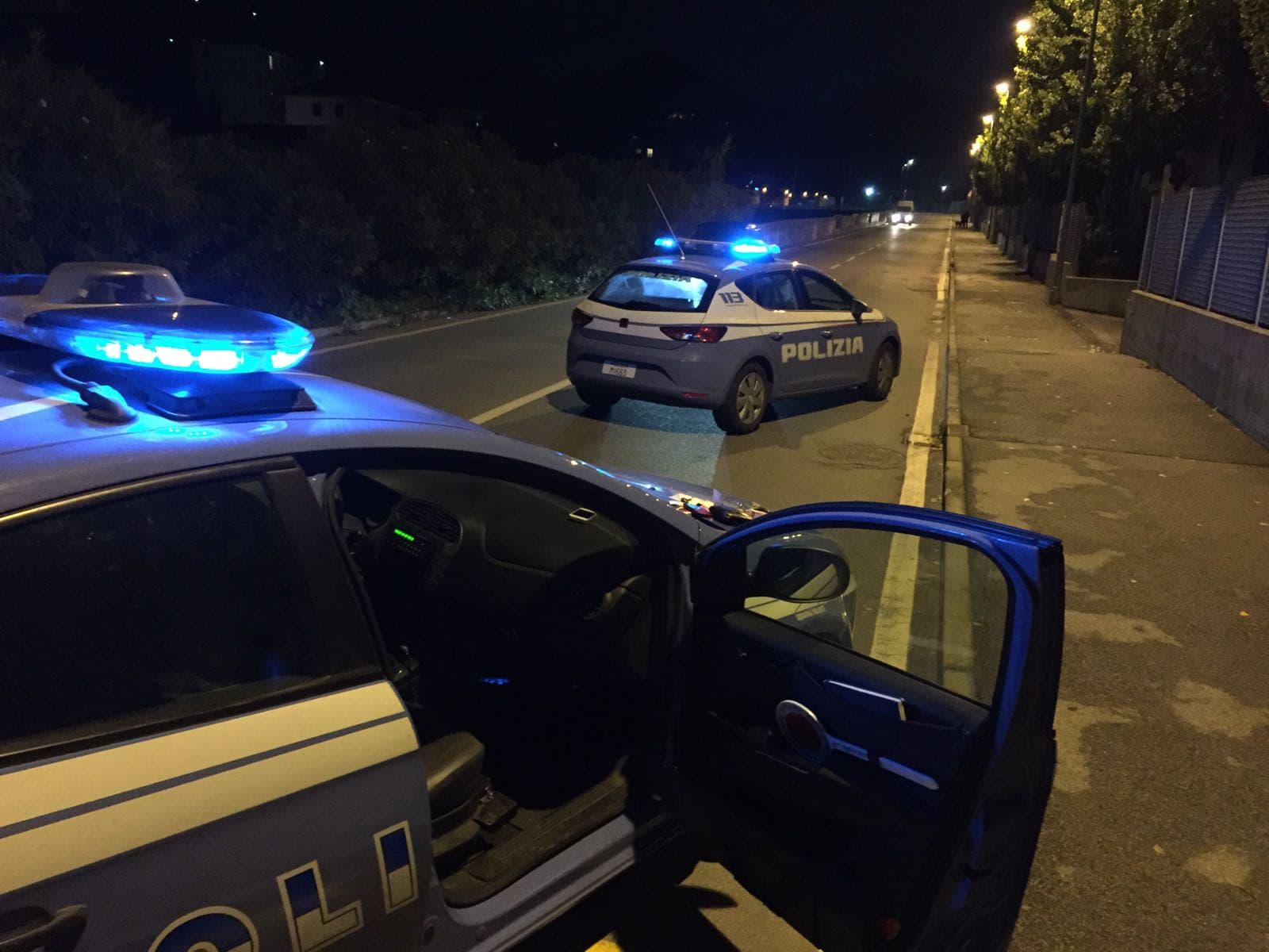 Castelletto, tentano di entrare in un appartamento, due denunciati