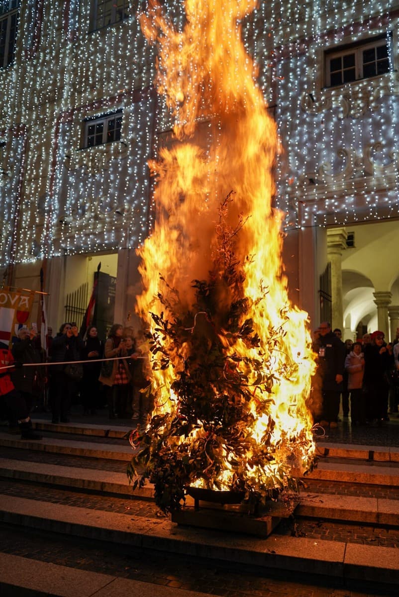 Natale, Confeugo 2025, domani la cerimonia in Piazza de Ferrari e a Palazzo Ducale: il programma 