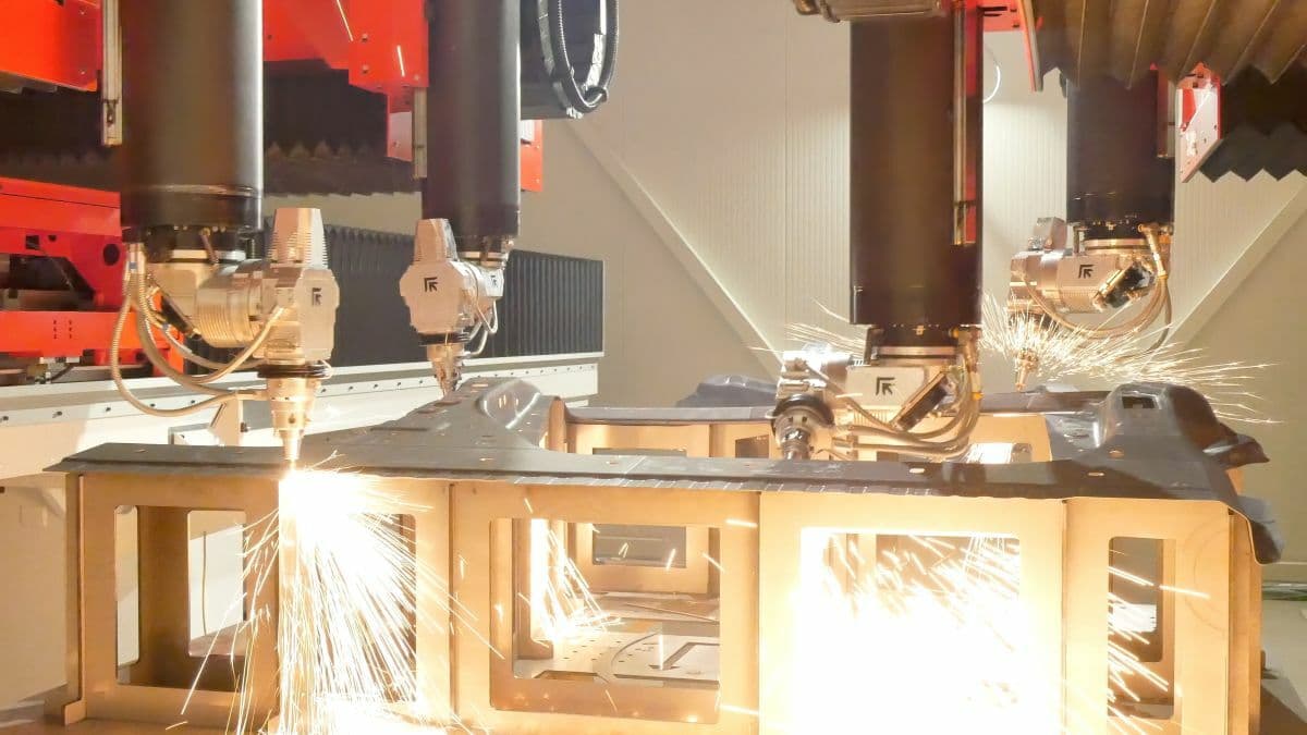 Prima Power, finestra fra i giganti dei processi di ingegneria e produzione a livello mondiale: il brand per la lavorazione della lamiera di prima industrie in gara per il prestigioso Manufacturing Leadership Awards