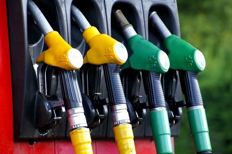 Caro benzina, Dameri (Confesercenti Liguria): "Price cap solo se esteso a tutti i marchi e senza gravare sui gestori"